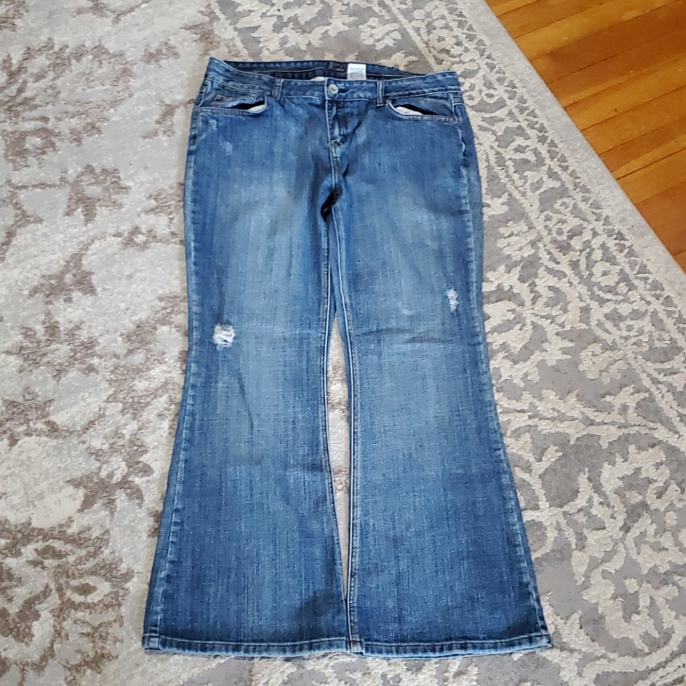 Flared blue jeans